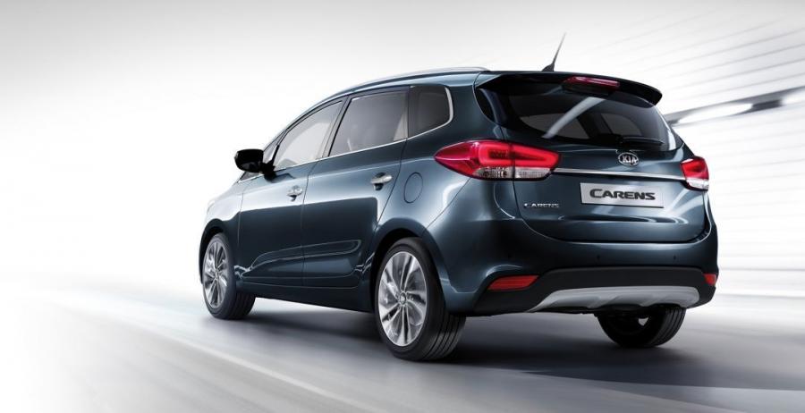  Kia Carens 2016 года  (фото 3 из 9)